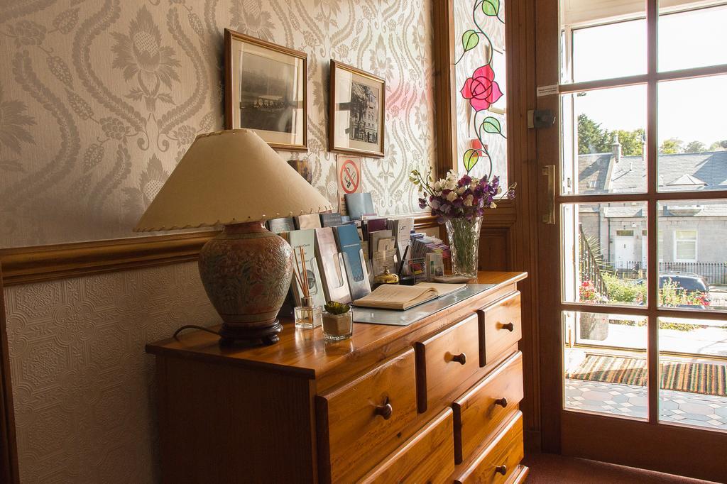 Roselea House Hotel Абърдийн Екстериор снимка